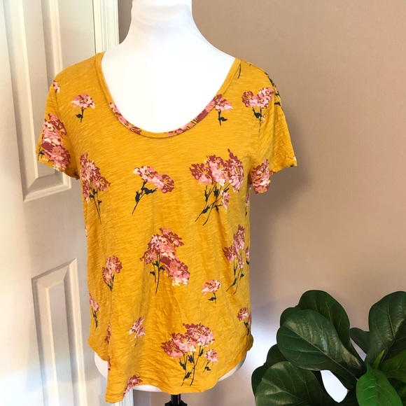 LOFT Tops - LOFT l Vintage Soft Floral Tee